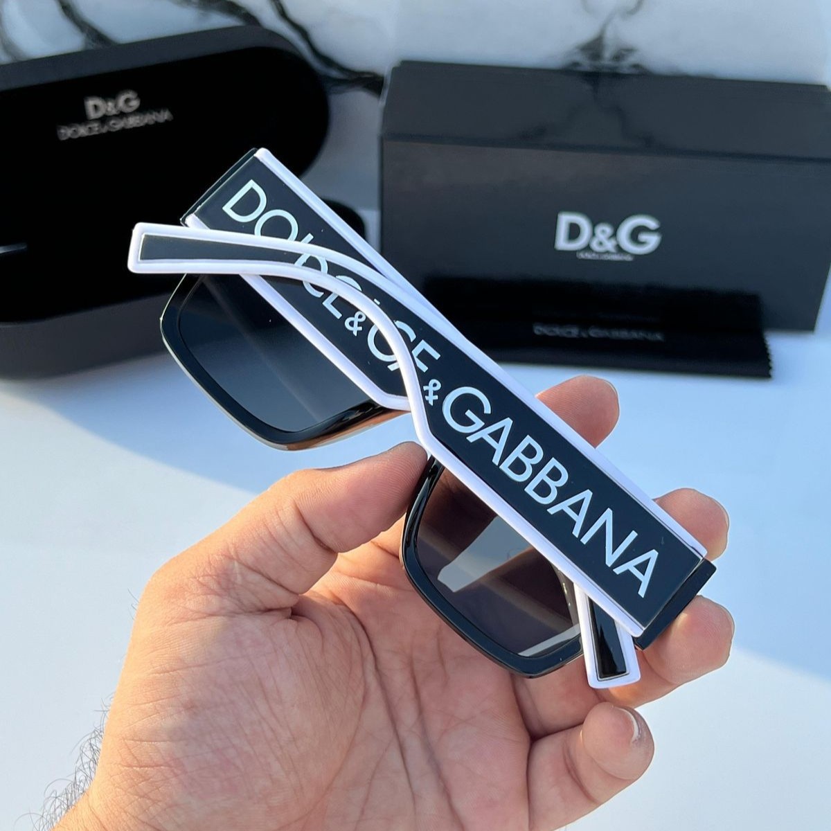 DOLCE & GABBANA SUNGLASSES 104