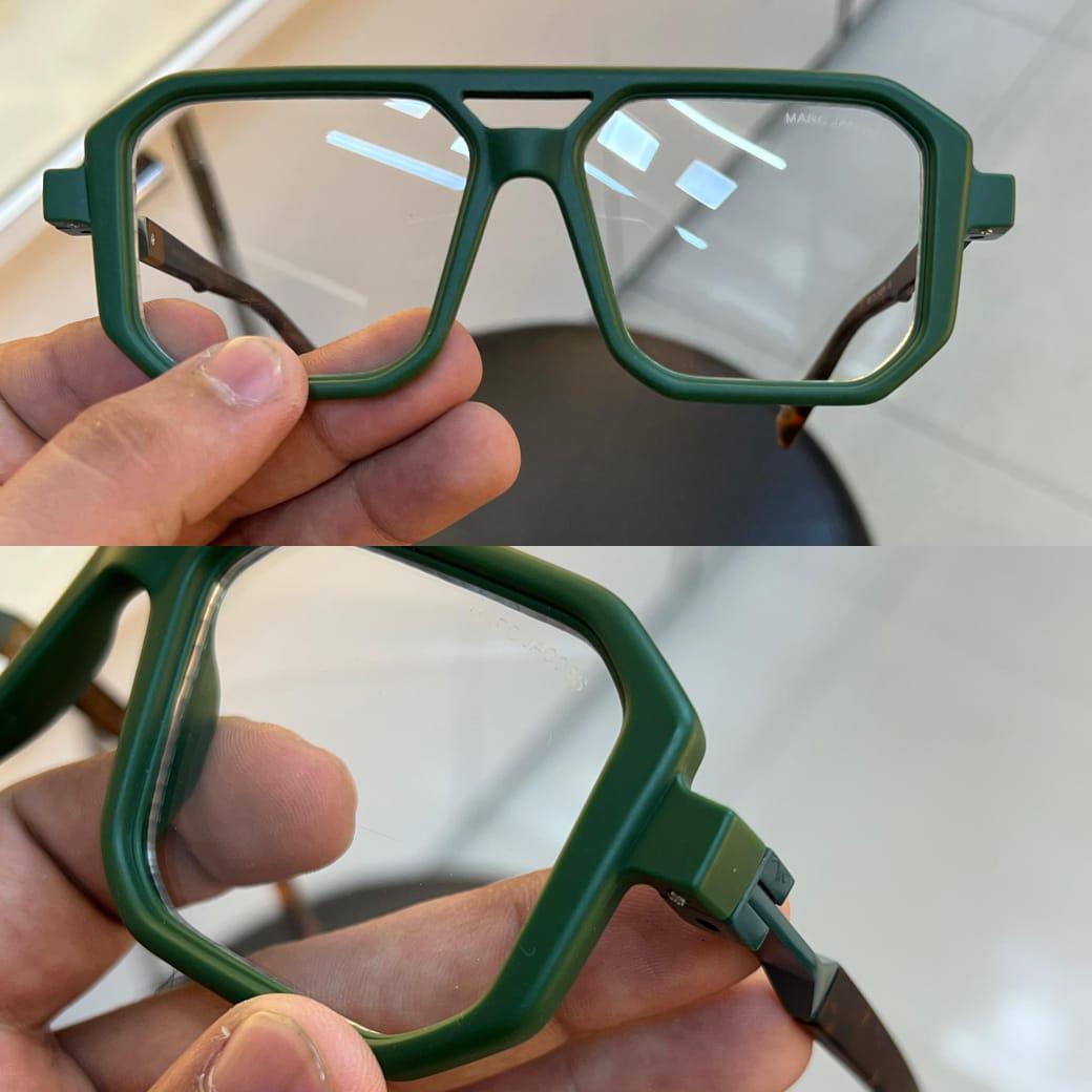 MARC JACOBS FRAME 122
