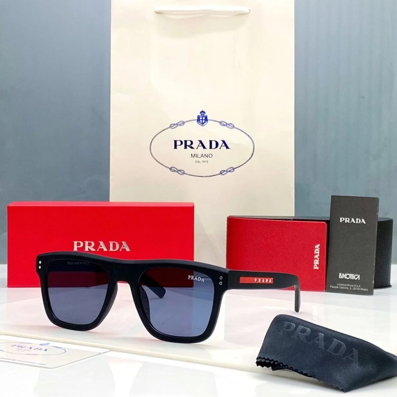 PRADA SUNGLASSES 117