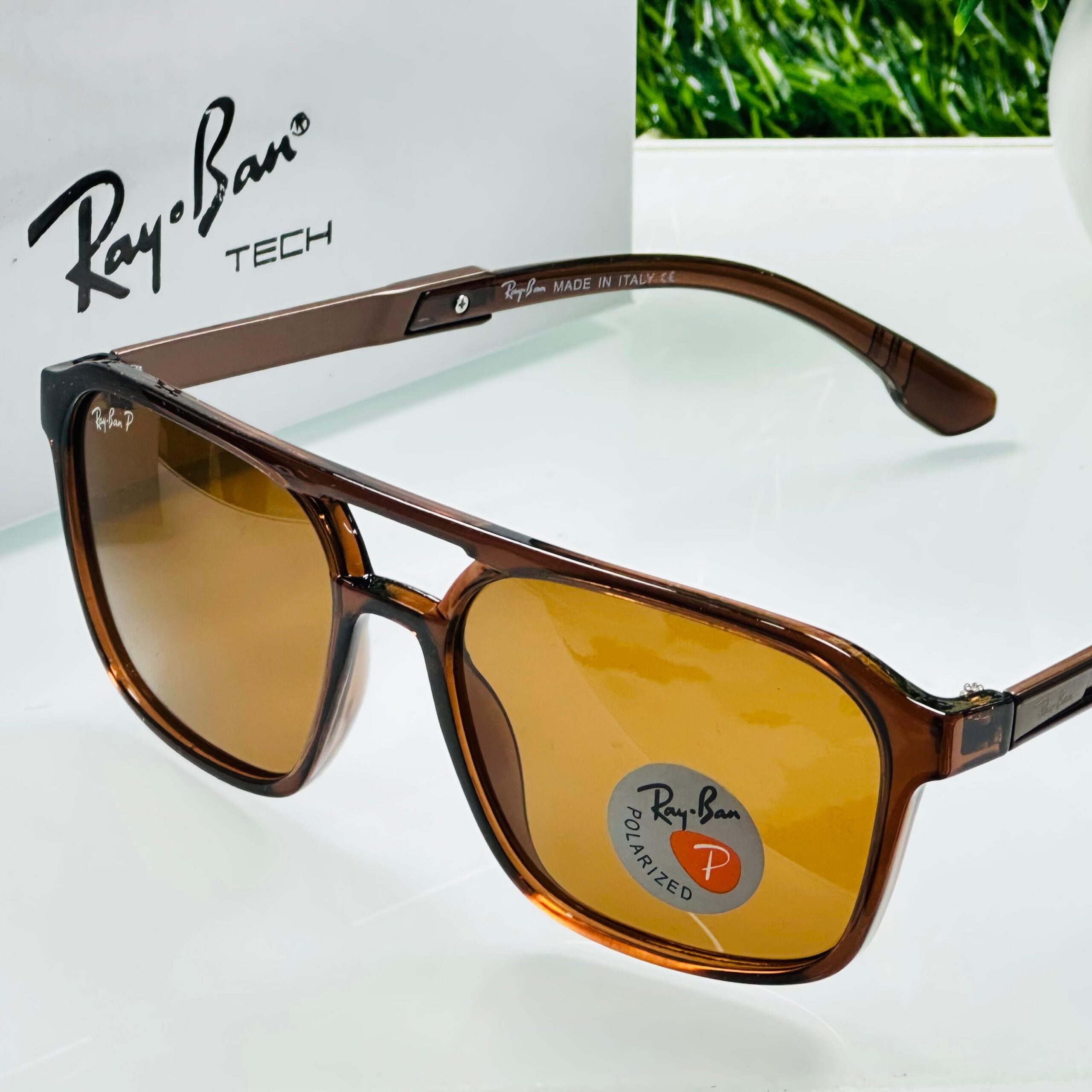 RAY-BAN SUNGLASSES 109