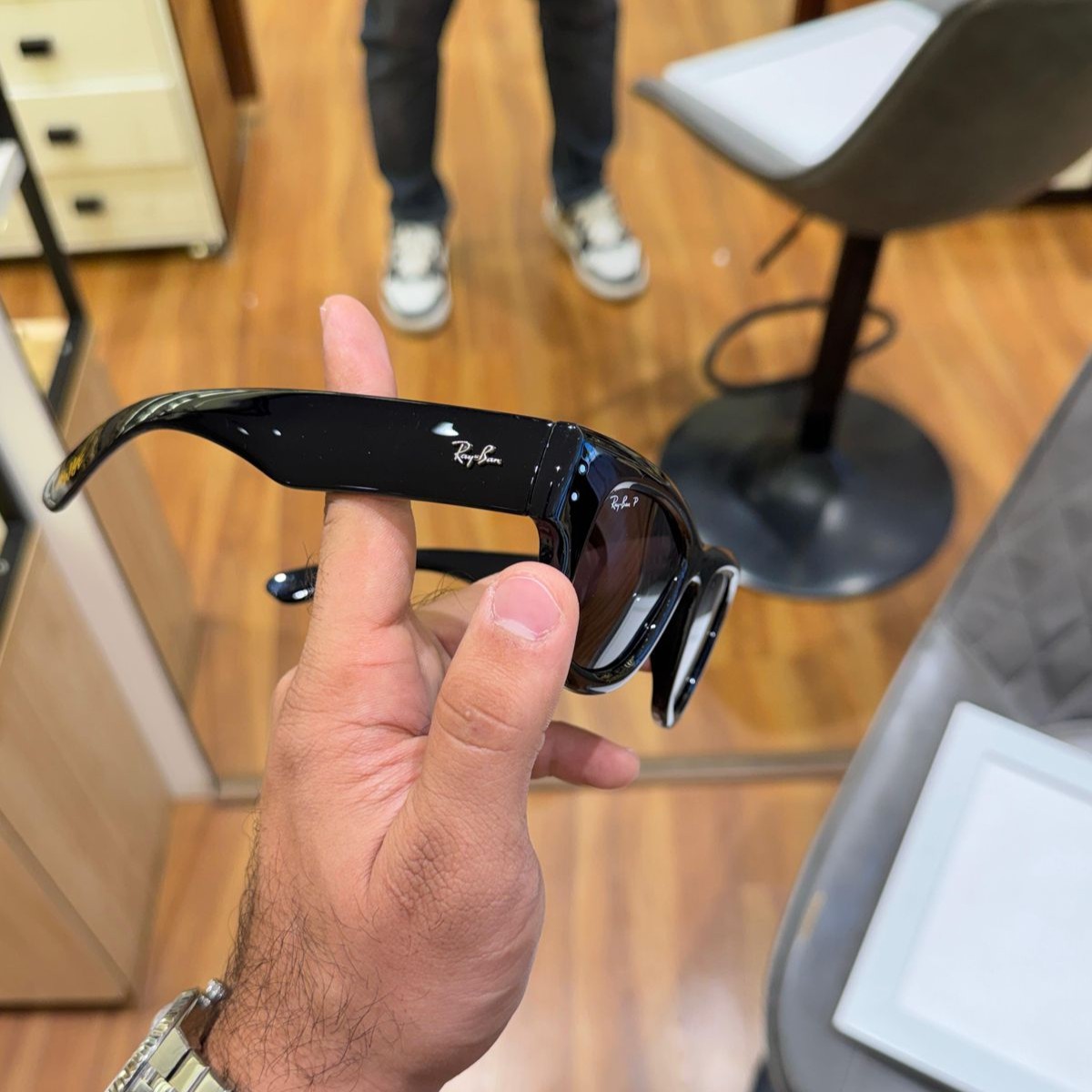 RAY-BAN SUNGLASSES 130