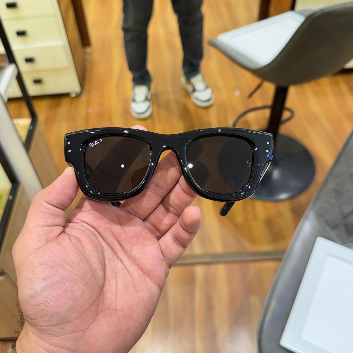 RAY-BAN SUNGLASSES 130